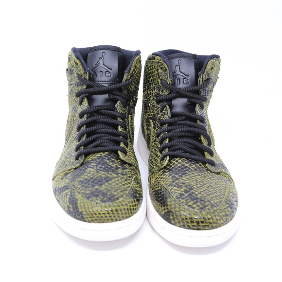 Air Jordan 1 Retro High Premium Womens Snakeskin 8 - Picture 2 of 8